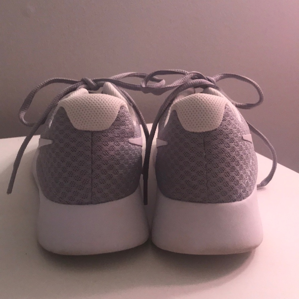 Nike Shoes - Picture 4 of 6